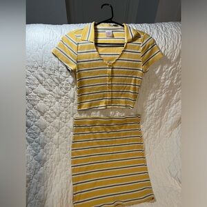 Yellow two piece set with yellow & grey stripes🤍